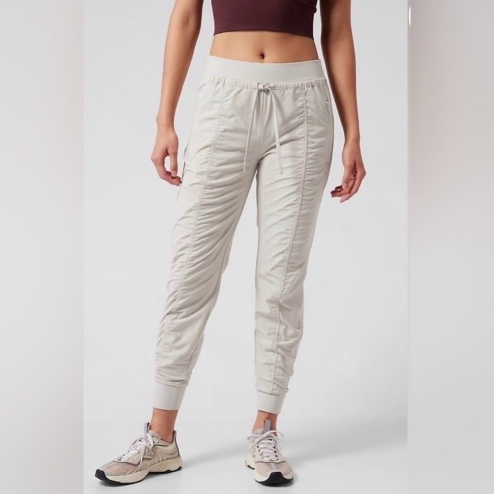 Athletic attitude pant. Featherweight stretch. New without tags